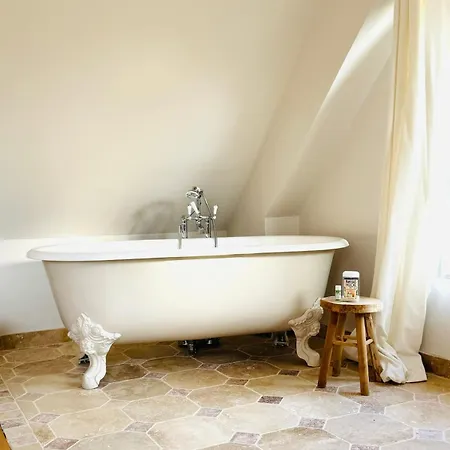 Maison De Famille Chaleureuse Et Elegante ヴィラ トルヴィル＝シュル＝メール