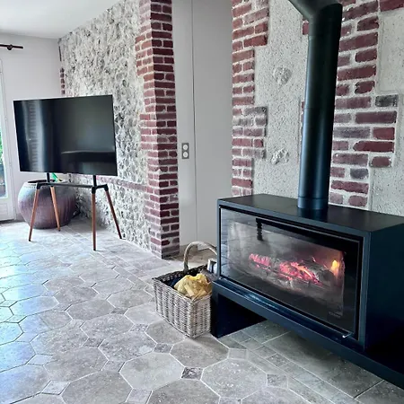 Maison De Famille Chaleureuse Et Elegante ヴィラ