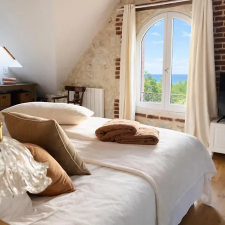 Maison De Famille Chaleureuse Et Elegante Villa