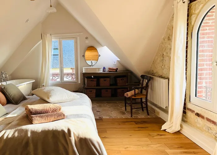 Maison De Famille Chaleureuse Et Elegante ヴィラ